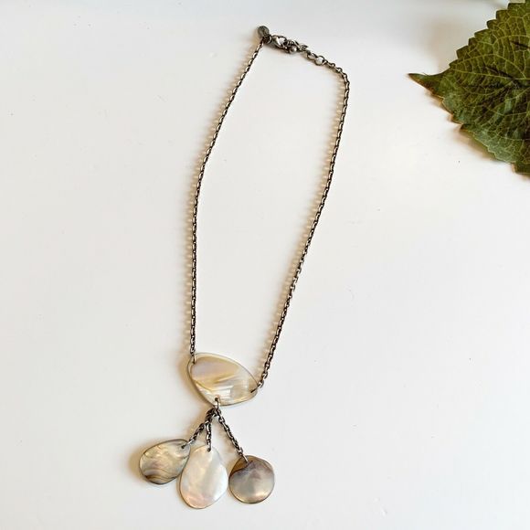 Express Abalone Necklace & Earrings Silver Tone - Picture 4 of 6